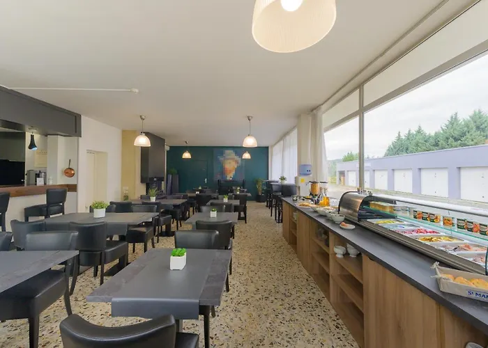 Vulcain Hotel