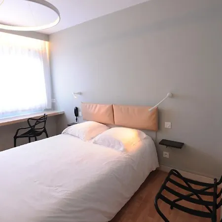 Vulcain Hotel