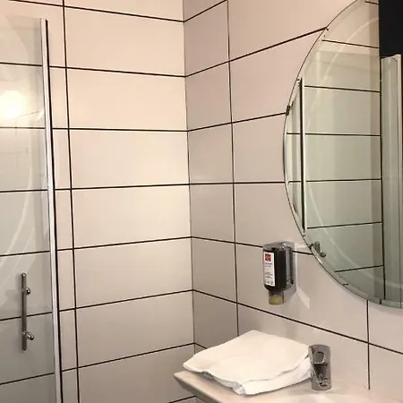 Vulcain Hotel 3*